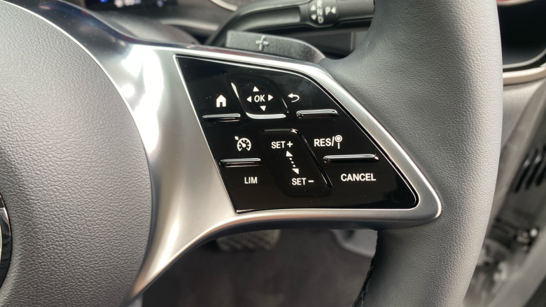 Mercedes-Benz Vito L2 Diesel Rwd 119CDI Select Crew Van 9G-Tronic